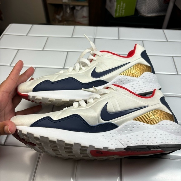 NIKE AIR ZOOM PEGASUS 92 PRM OLYMPIC RUNNING SHOES - Picture 7 of 10